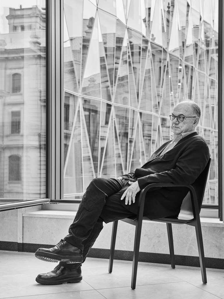 Lukas Roth